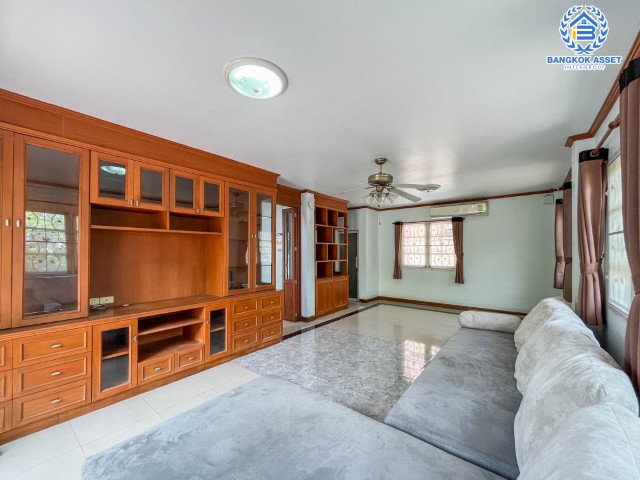 *****บ้านเดี่ยวมือสองย่านนนทบุรี ม.ลลิลอินเดอะพาร์ค บางใหญ่-กาญจนาภิเษก #หลังมุม เนื้อที่ 59.2 ตร.ว. ฟังก์ชัน 3 ห้องนอน 3 ห้องน้ำ 2 ที่จอดรถ มาพร้อมของแถมเพียบ! บนทำเลดี ใกล้รถไฟฟ้าสายสีม่วง "สถานีตลาดบางใหญ่", เซ็นทรัลเวสต์เกต และทางด่วน "กาญจนาภิเษก"